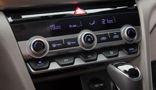 Hyundai Elantra 2019